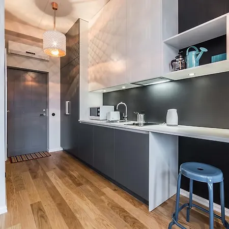 Best Apartments- Mere טאלין