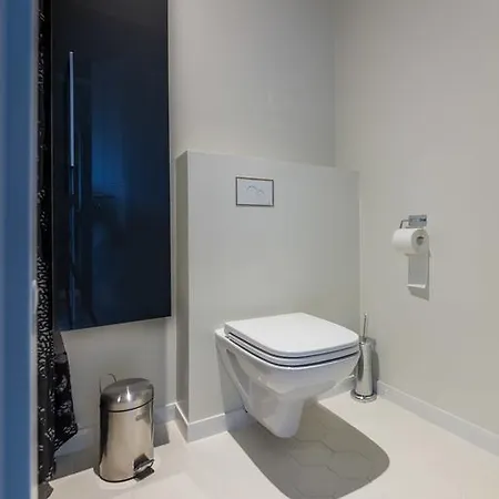 Best Apartments- Mere טאלין