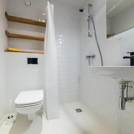 Best Apartments- Mere