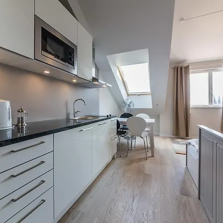 Best Apartments- Mere